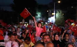 İnegöl, 15 Temmuz Demokrasi ve Milli Birlik Günü’nde meydanları doldurdu