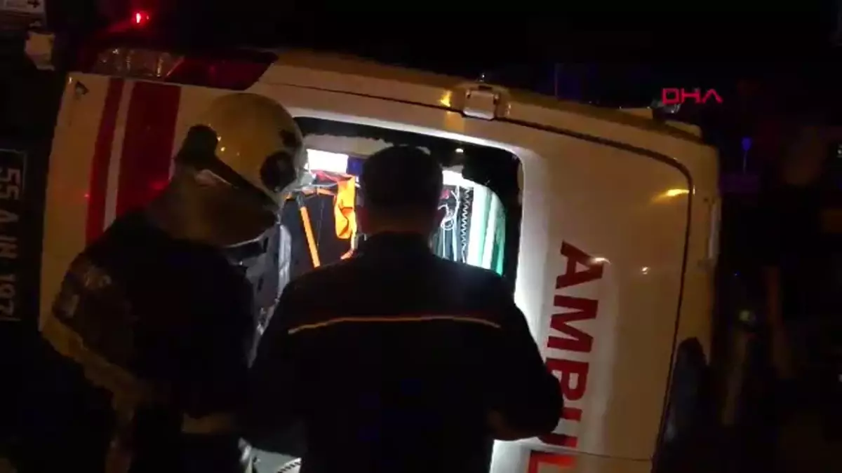 Samsun’da Tramvay Ambulansa Çarptı, 4 Yaralı